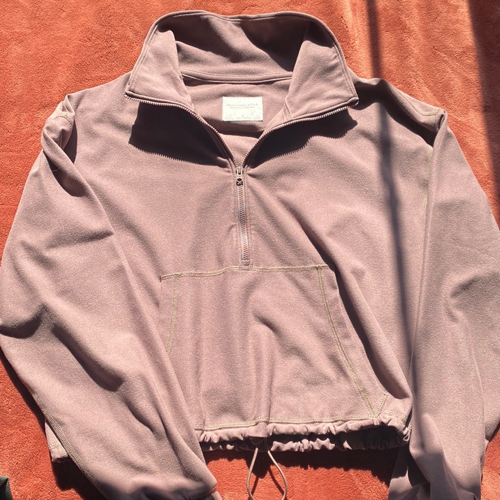 Ambercombie and fitch pull over 3/4 zip up